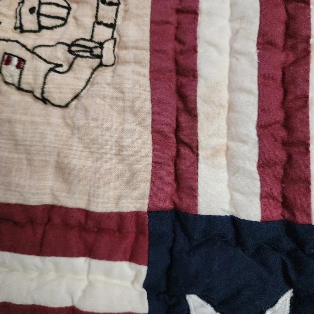 9/11‎ Tribute to Heroes Quilt World Trade Center Patriotic Memorial Wall Hanger